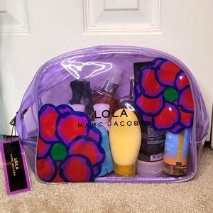 MARC JACOBS LOLA toiletry/makeup/accessories case.